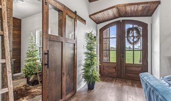 2215 Deepwood Dr, Alma, AR 72921