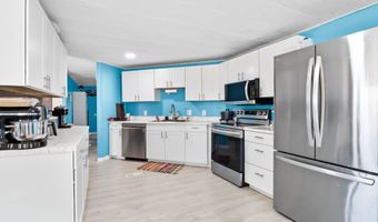 1040 Waterway Dr, Barefoot Bay, FL 32976