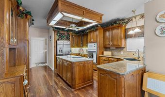 5 Galeon Ln, Hot Springs Village, AR 71909