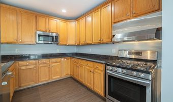 24635 KINGS CANYON Sq, Aldie, VA 20105