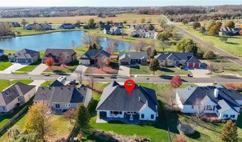 1210 Signal Lake Ct, Baldwin City, KS 66006