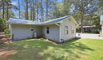 614 Country Club Dr, Arapahoe, NC 28510