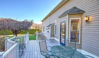 6 Grandstand Dr, Lincoln, RI 02865