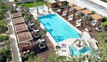 987 Queen St 1303, Honolulu, HI 96814