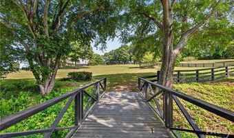 1123 Dee Kennedy Rd, Auburn, GA 30011