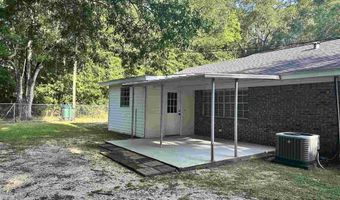 115 Davison Ln, Atmore, AL 36502
