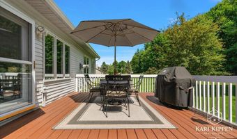 8150 Country Pine Dr SE, Alto, MI 49302