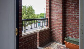 40 College St 204C, Burlington, VT 05401