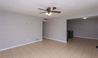 1104 W Yucca Ave, Artesia, NM 88210