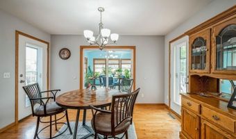 608 Ridgeview Way, Atkins, IA 52206