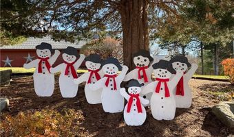 30 Middle Rd, East Greenwich, RI 02818