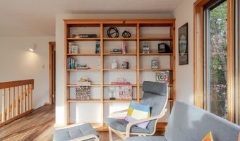 268 PICARD Ct, Basye, VA 22810