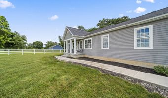 5293 Duvall Rd, Ashville, OH 43103