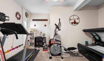 609 Old Brick Rd, Auburn, IN 46706