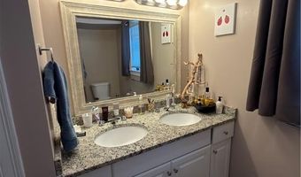 6 Wilson St, Bristol, RI 02809