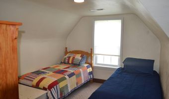 409 E. Elm St, Albion, IL 62806
