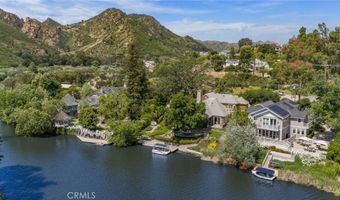 2210 Triunfo Pl, Agoura Hills, CA 91301