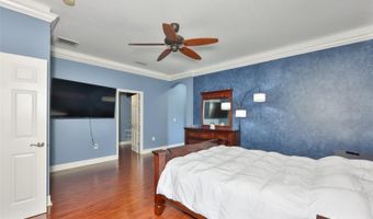 7318 GUILFORD PINE Ln, Apollo Beach, FL 33572
