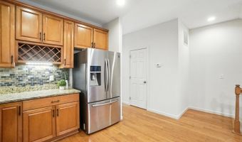 3041 Lavinia Ave, Cincinnati, OH 45208