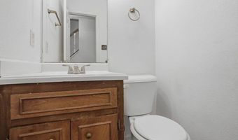 501 Divine Dr, Albany, GA 31721