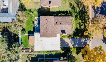 539 Newark St, Aurora, CO 80010