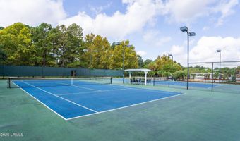 70 Dolphin Point Dr, Beaufort, SC 29907