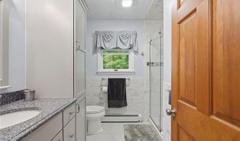 19 Mount Hygeia Rd, Foster, RI 02825