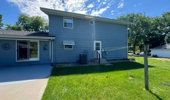 1005 3rd St, Britton, SD 57430