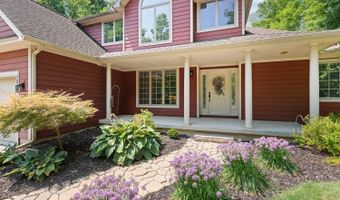 2850 Lee Marie Dr, Adrian, MI 49221