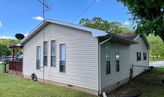 1412 S Carnation, Aurora, MO 65605