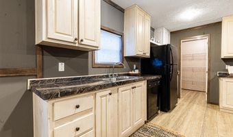 406 Butter Rd, Bonneau, SC 29431