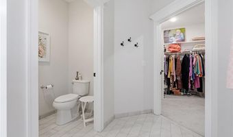 1210 Signal Lake Ct, Baldwin City, KS 66006