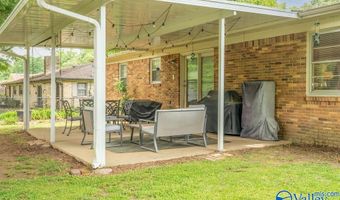 807 7th St NE, Arab, AL 35016