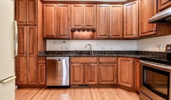 12 Braeburn Ln 12, Ashland, MA 01721