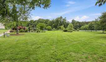 6641 WAKEFIELD Dr 703, Alexandria, VA 22307
