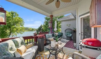 15471 Cedar Ln, Basehor, KS 66007