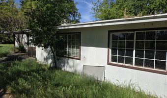 5419 Shady Ln, Anderson, CA 96007