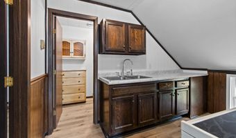 1903 E APPLE CREEK Rd, Appleton, WI 54913
