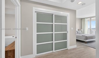 2000 Island Blvd 3010, Aventura, FL 33160