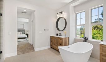 3749 Arapaho Pl, Carlsbad, CA 92010