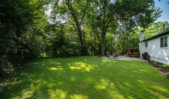 237 Valleyoak Ct, Ballwin, MO 63021