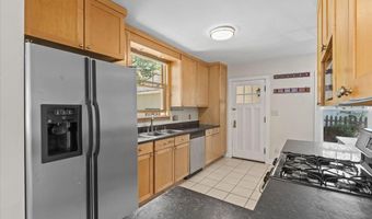 60 University Ter, Burlington, VT 05401