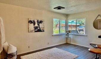 815 Scenic Ave, Santa Rosa, CA 95407