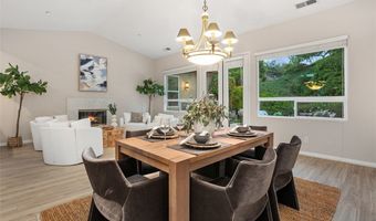 608 Inverlochy Dr, Fallbrook, CA 92028