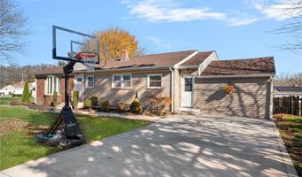 6 Eldorado Dr, Johnston, RI 02919