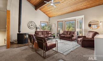 502 Lake Cascade Pkwy 6, Cascade, ID 83611