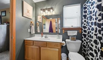 1323 Dacar St, Belle Fourche, SD 57717