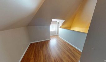 800-802 W North St, Muncie, IN 47305