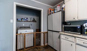 205 Lombardy St, Appomattox, VA 24522