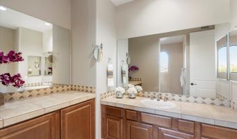 7200 E RIDGEVIEW Pl 9, Carefree, AZ 85377